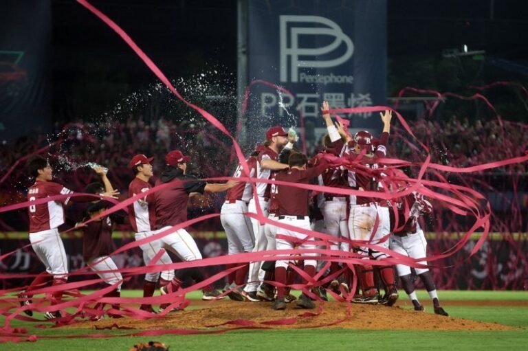 🏆 【SUPER娛樂城專欄】樂天桃猿9比7力退中信兄弟！奪下隊史首座台灣大賽冠軍，林泓育11局關鍵砲寫歷史